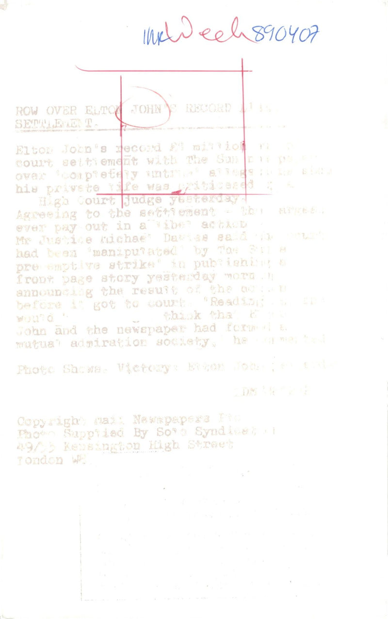 The musician Elton John makes his thumb up against the camera. - Vintage Photograph