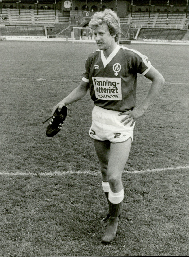 Football player - Ãtvidaberg - Vintage Photograph