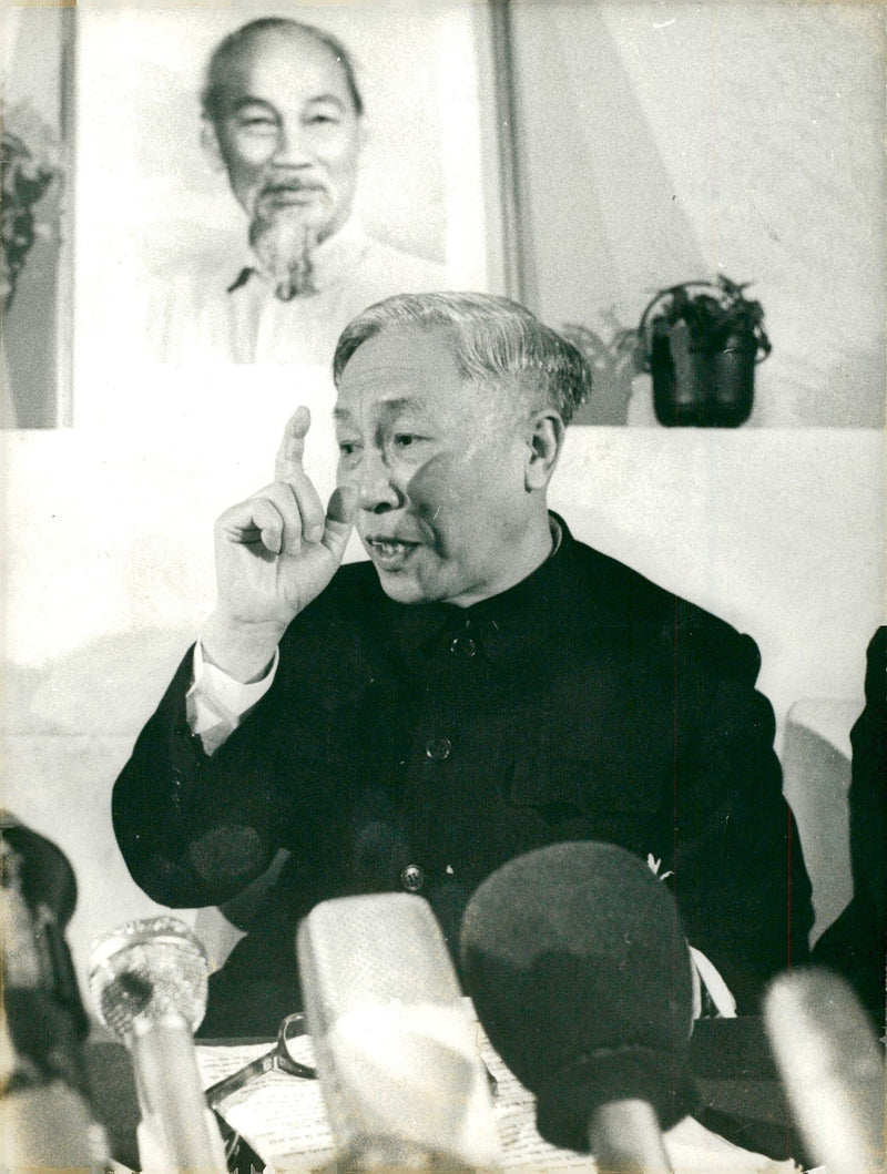 Le Duc Tho, Vietnamese politician - Vintage Photograph