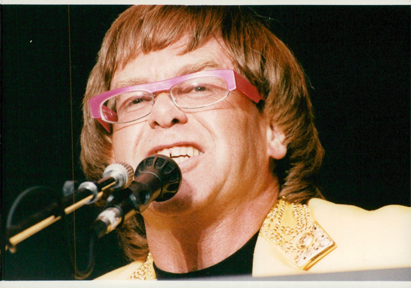 Elton John appears - Vintage Photograph
