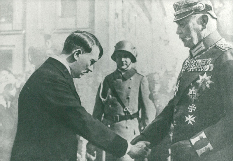 1933 LUCE CONVERSATION BETWEEN DUCE FUHRER SALZB BECAME PAUL PRESS PRESIDENT DIED - Vintage Photograph