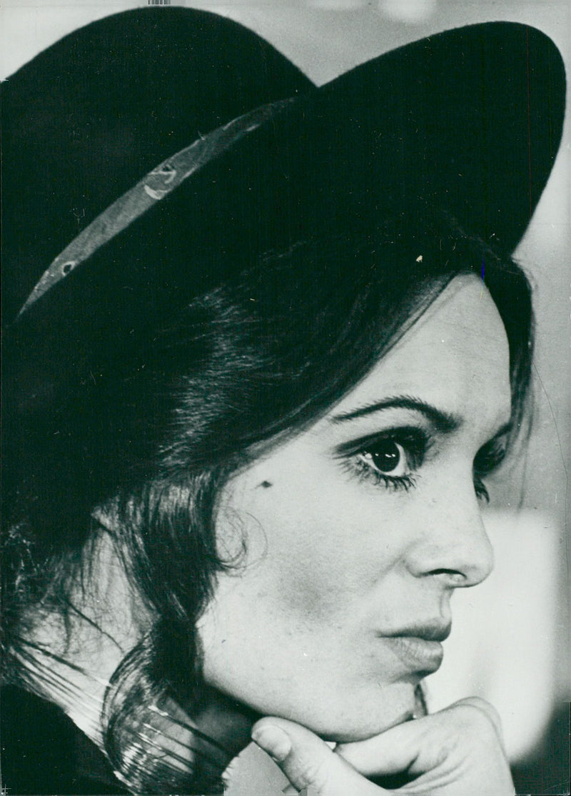 Actress Daliah Lavi - Vintage Photograph