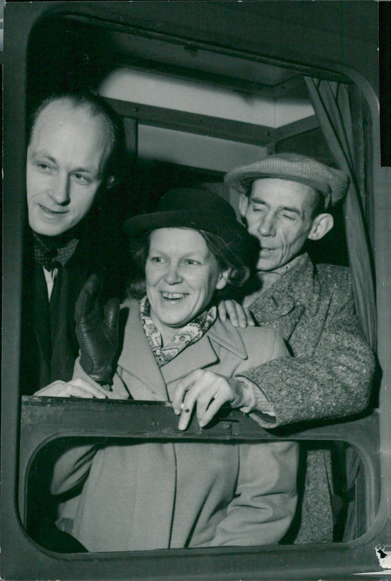 Nils Ferlin, husband Henny and writer Caleb Adersson on a train trip - 5 February 1949 - Vintage Photograph