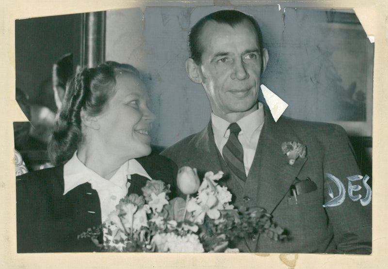 Portrait of poet Nils Ferlin and husband Henny - Vintage Photograph