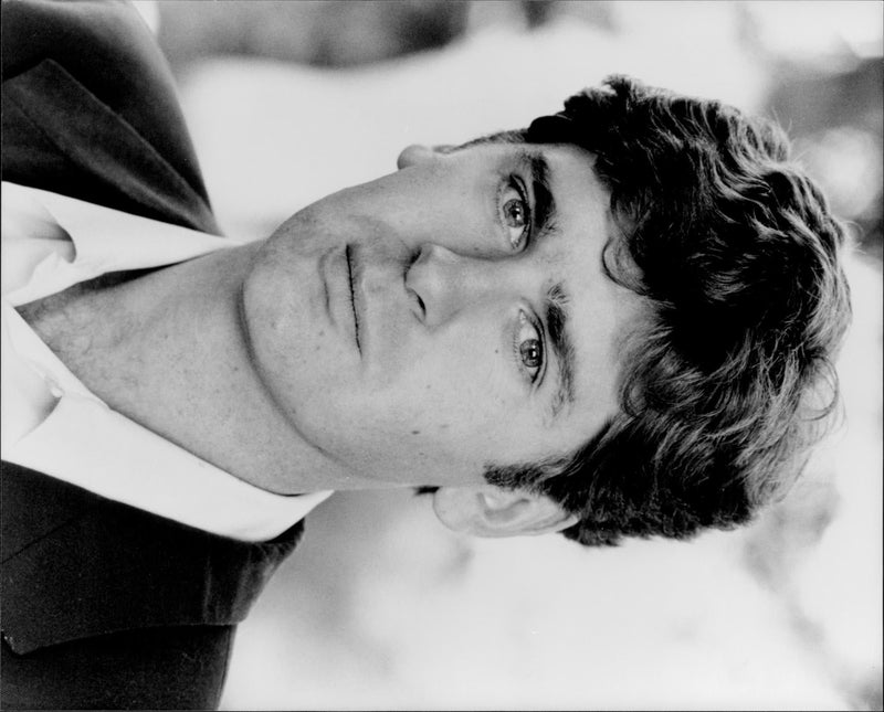 A portrait of actor Gary Mavers. - Vintage Photograph