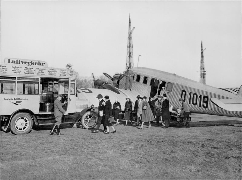 Junkers G 24, som ingick i Lufthansa-pendeltrafiken 1926-1935. - År 1928 - Vintage Photograph