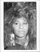 1985 LANGEGASSE HER AUSTRIA DAUGHTER WELL CONCERT ARTIST SINGER - Vintage Photograph