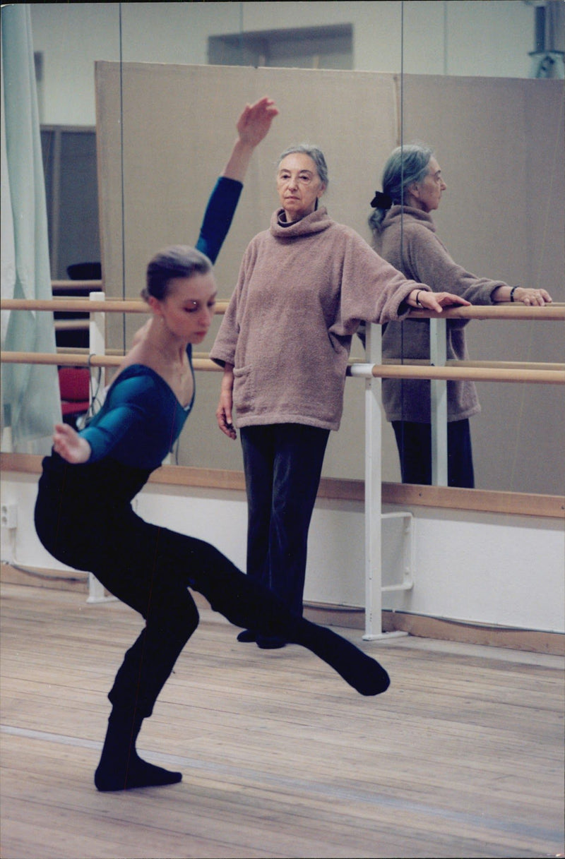 DansÃ¶sen Marie Lindqvist and Choreographer Birgit Ãkesson - Vintage Photograph