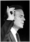 Julio Iglesias during a concert in Finland. - Vintage Photograph