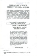 Paula Yates på stranden tillsammans med Michael Hutchence. - Vintage Photograph