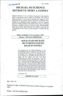 Paula Yates på stranden tillsammans med Michael Hutchence. - Vintage Photograph