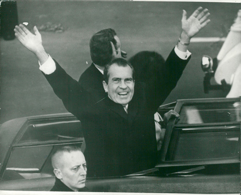 US President Richard Nixon waving from his car after swearing the president of Capitolium - Vintage Photograph