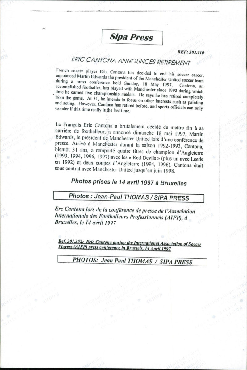 Eric Cantona during a press conference with AIFP - Vintage Photograph
