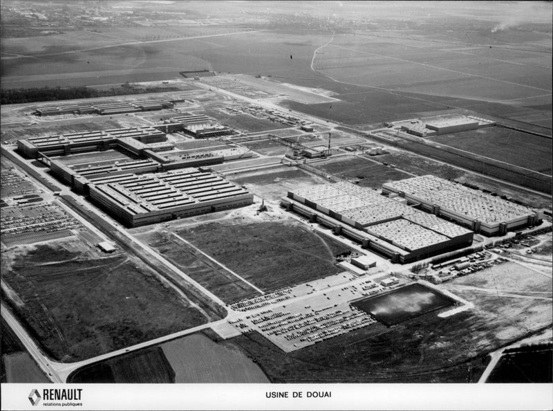 Flygfoto över Renault fabriken. - Vintage Photograph