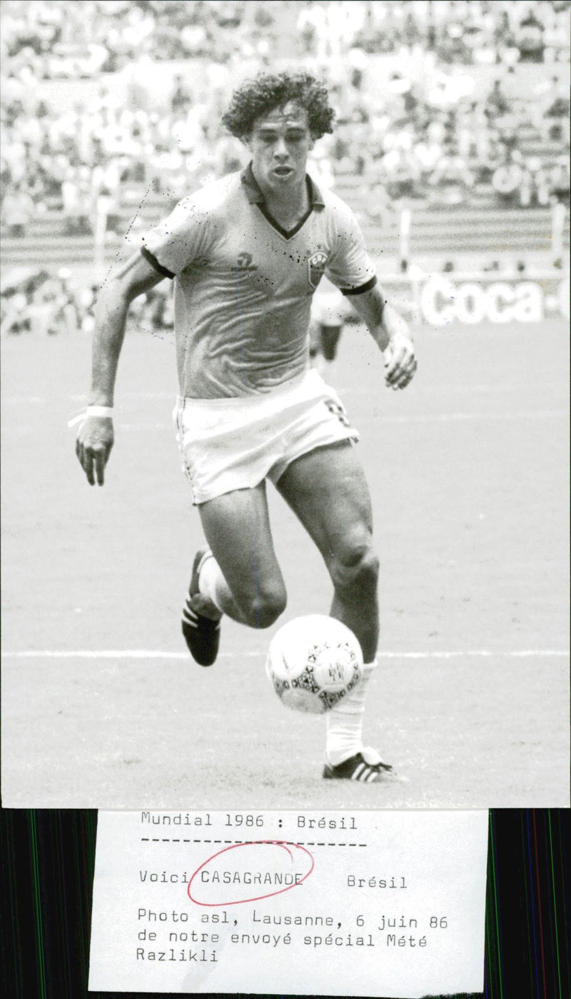 Brasilien Walter Casagrande i aktion - Vintage Photograph