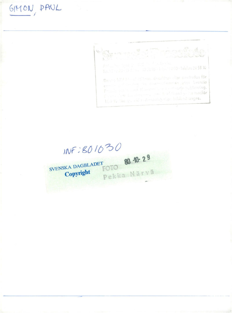 Paul Simon appears - Vintage Photograph