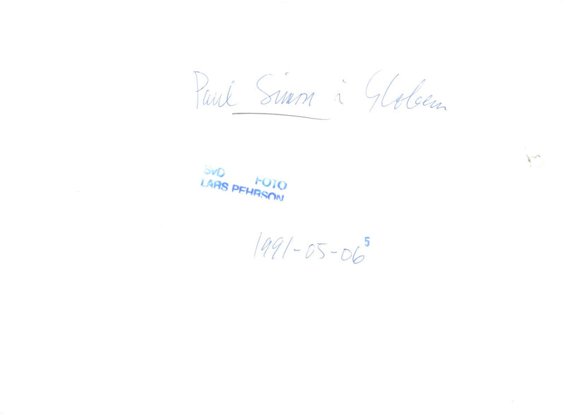 Paul Simon appears in the Globe - Vintage Photograph