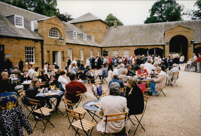 Princess Diana's family home opened up as a museum - Vintage Photograph