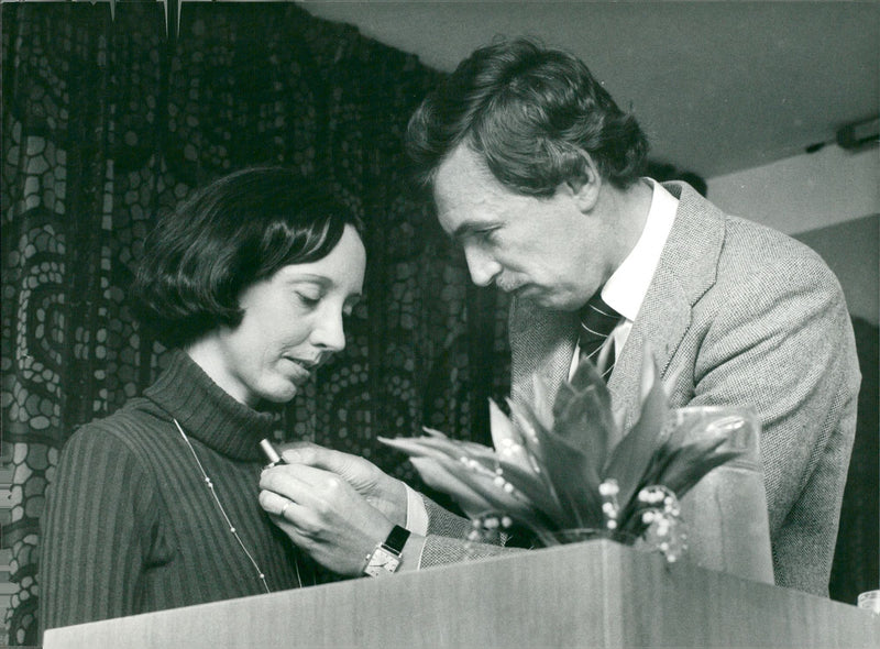 1980 JOYCE AMERICAN ENGLISH CENTER SPE NYGREN LENNART - Vintage Photograph