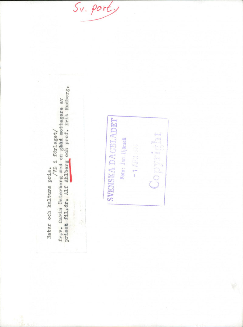 Nature and Culture award awarded, happy mines to Alf Ahlberg, Carin Österberg and Erik Rudberg - Vintage Photograph