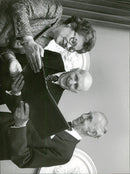 Nature and Culture award awarded, happy mines to Alf Ahlberg, Carin Österberg and Erik Rudberg - Vintage Photograph