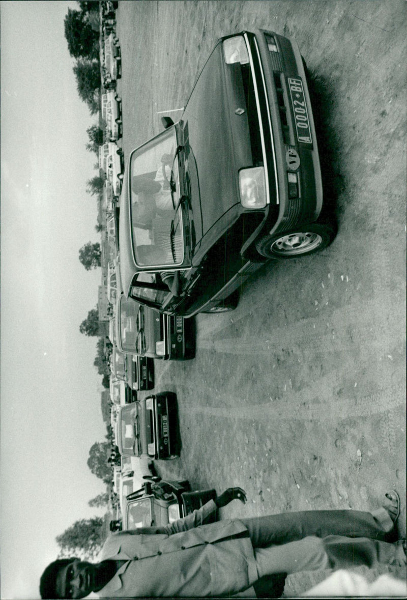 The government in Burkina Faso is driving Renault - Vintage Photograph