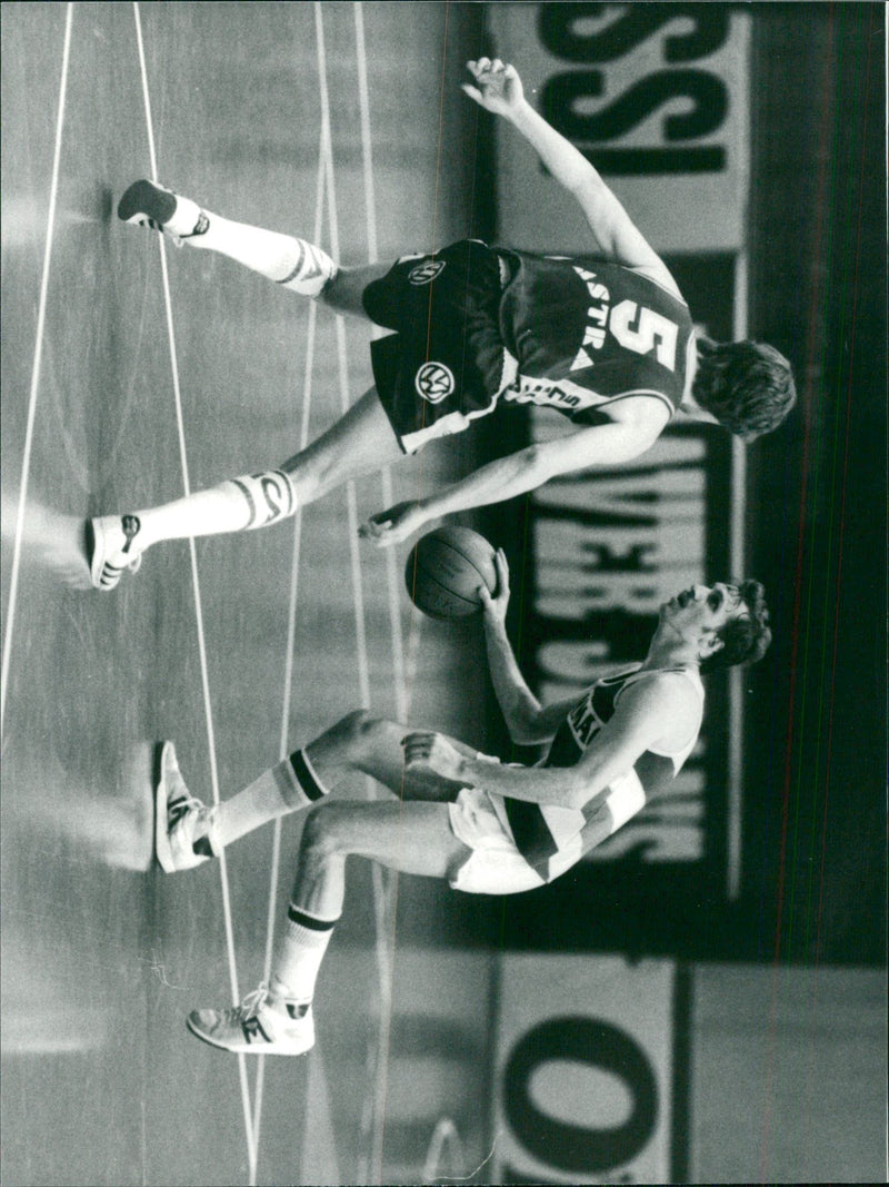 Mike Flynn, basketspelare Alvik. - Vintage Photograph