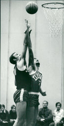 Alvik basketball player Kjell GunnÃ¥ - Vintage Photograph