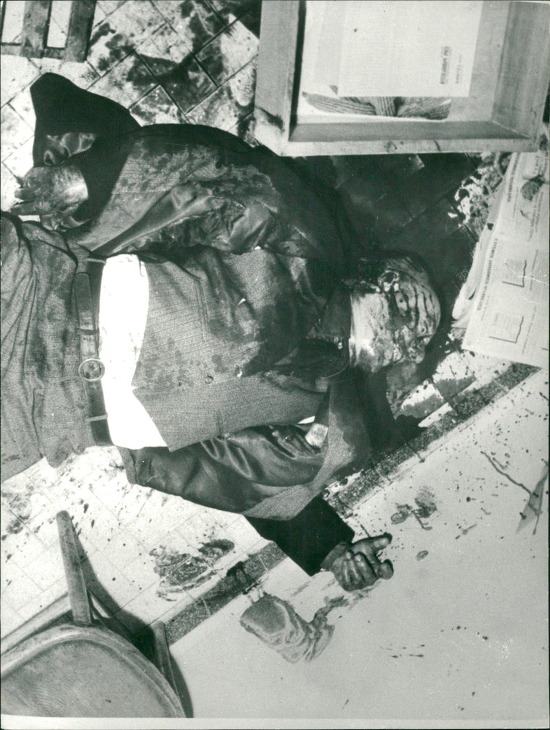 The body of the murdered Filippo Joe Imperiale - Vintage Photograph