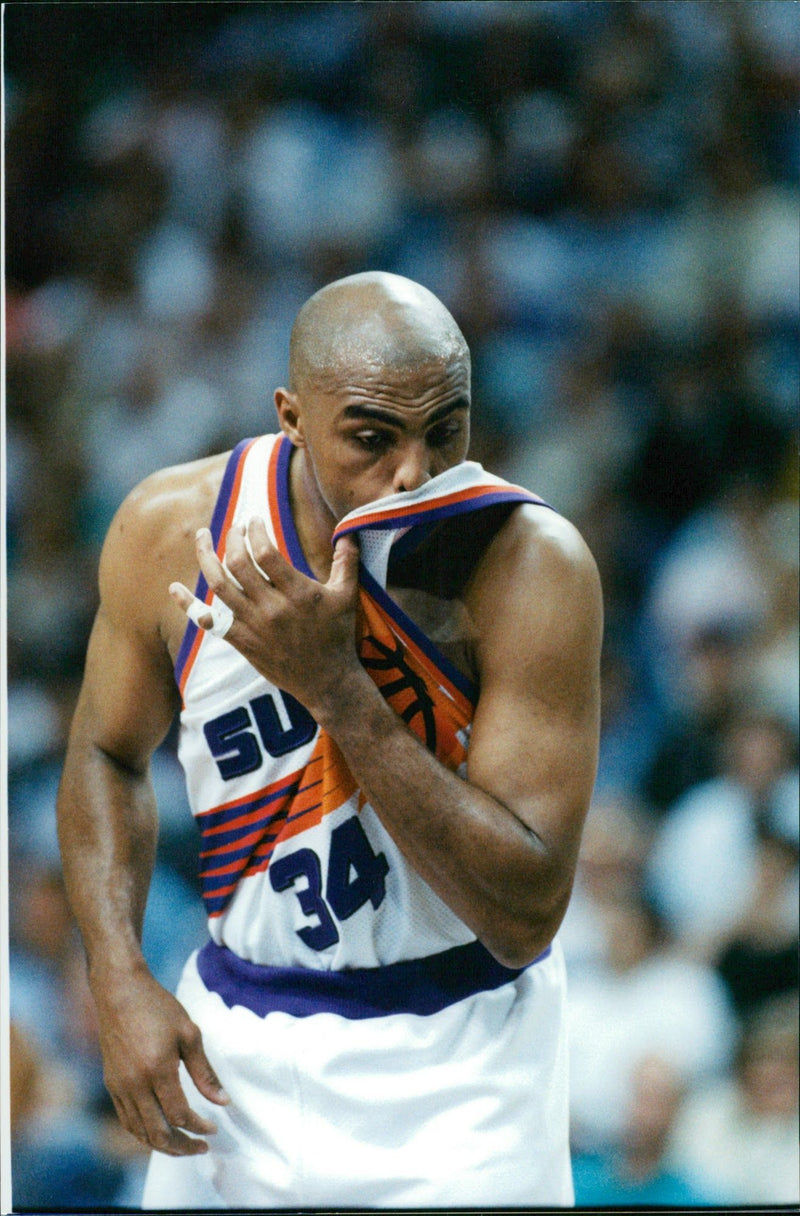 Basket player Charles Barkley - Vintage Photograph