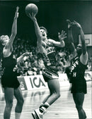 Marc Glass Basketball Player - Vintage Photograph