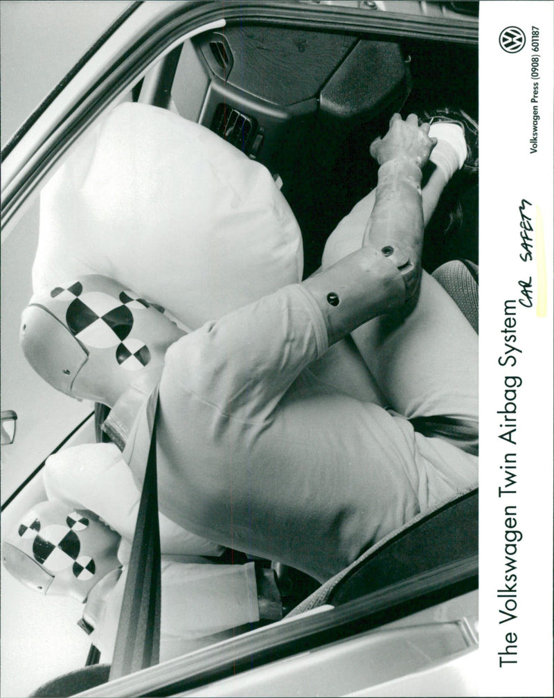 The Volkswagen Twin Airbag System. - Vintage Photograph