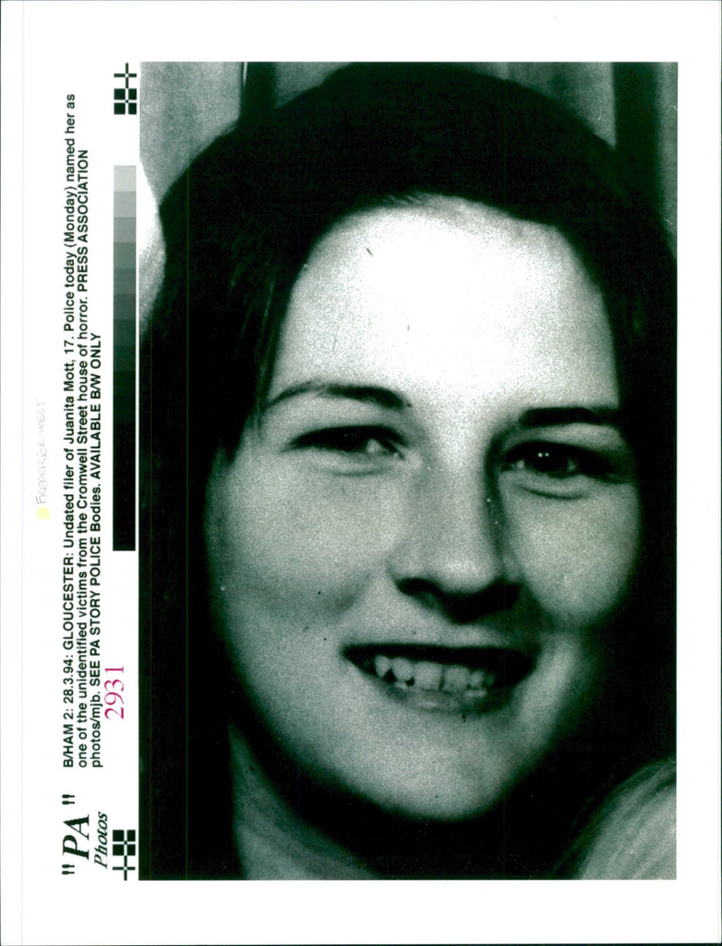 18-year-old Juanita Mott a murder victim of Frederick West. - Vintage Photograph