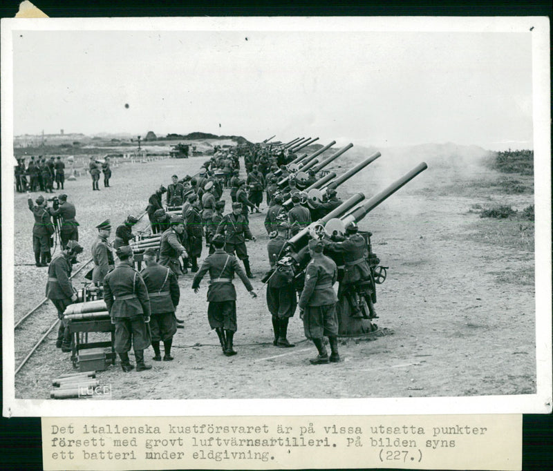 1945 ITALIAN WARSHIP DURING BATTLE PICTURE SJOST OUTSIDE SARDINIA SWEDEN - Vintage Photograph