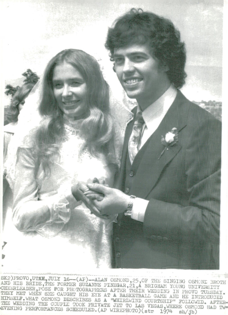 The bride and groom Suzanne Pinegar and Alan Osmond after their wedding - Vintage Photograph