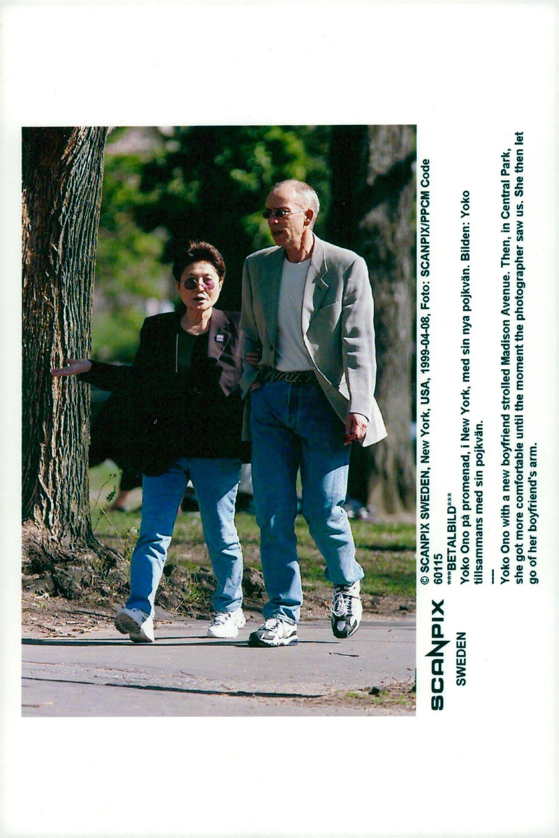 Yoko Ono with boyfriend stroll down Madison Avenue - Vintage Photograph