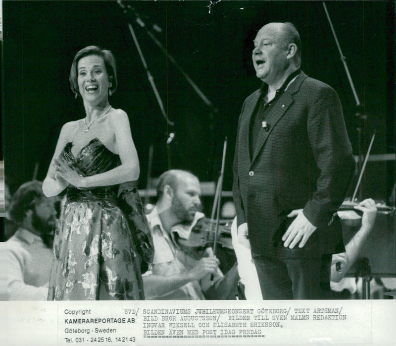 Ingvar Wixell and Elisabeth Eriksson during the Jubilee concert in Gothenburg - Vintage Photograph