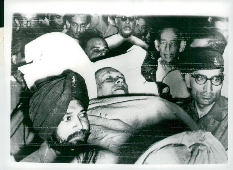 Indian politician Pandit Jawaharlat Nehru on his deathbed - Vintage Photograph