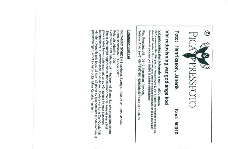 Singer Stevie Wonder gets the polar prize - Vintage Photograph