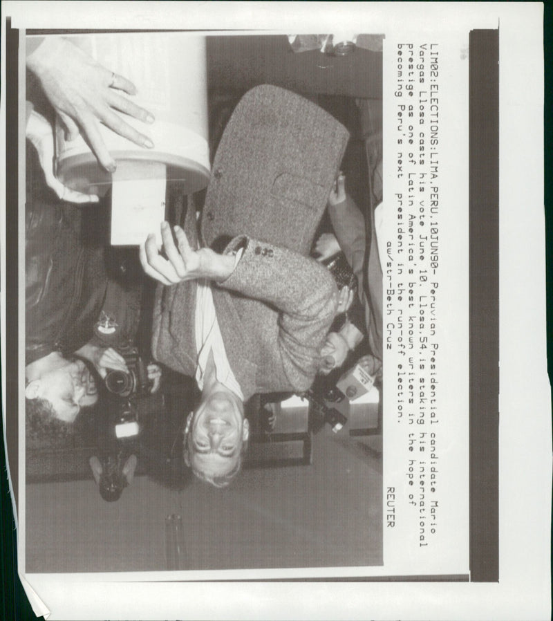 Marie Llosa Vargas casts his vote is staking his international prestige as one of writers. - Vintage Photograph