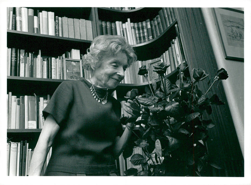 Författaren Nelly Sachs - Vintage Photograph