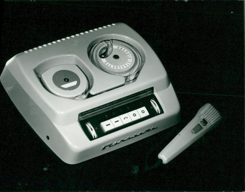 ARTIST COMPANY MUSIC PRODUCER - Vintage Photograph