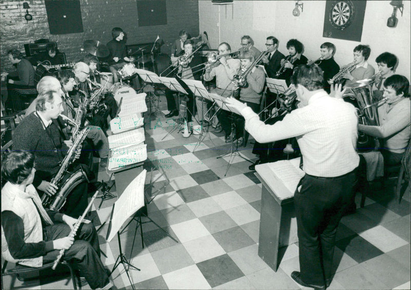 1981 MUSIC JAZZ WHITE - Vintage Photograph