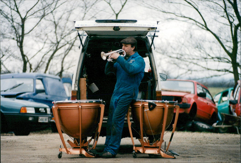 MUSIC INSTRUMENTS - BRASS - Vintage Photograph