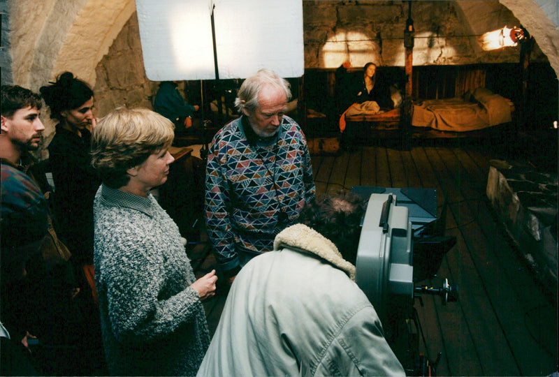 Liv Ullmann regisserar filmen Kristin Lavransdatter - Vintage Photograph