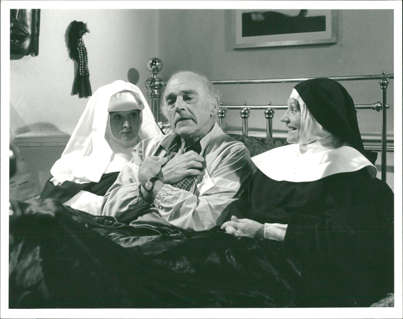 1988 MUSIC TELEVISION - Vintage Photograph