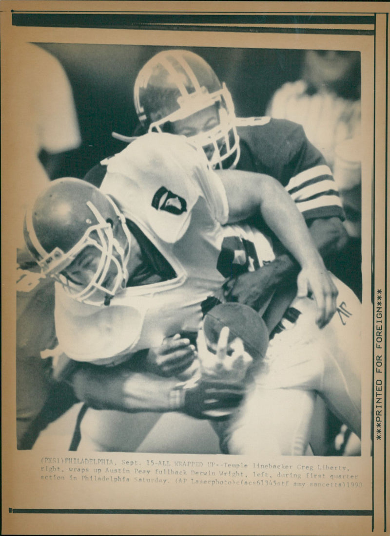 1990 AMERICAN FOOTBALL FOREIGN - Vintage Photograph