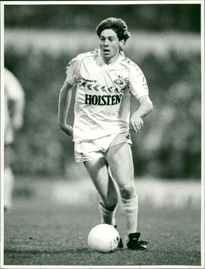 Chris Waddle. - Vintage Photograph