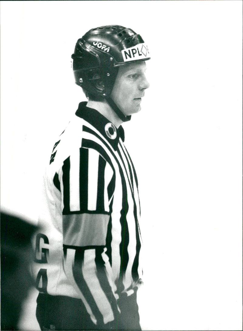 HÃ¥kan BjÃ¶rkman, ice hockey player - Vintage Photograph