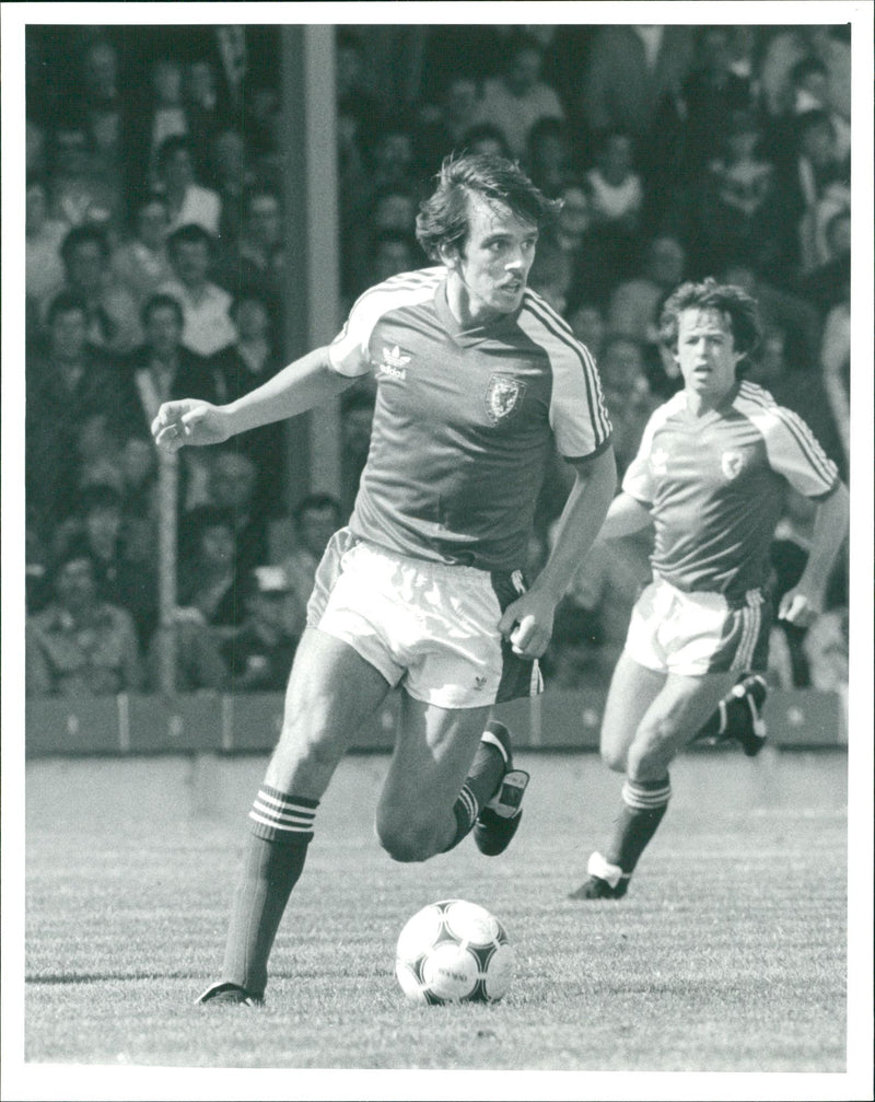 Alan Davies, football player Manchester United - Vintage Photograph
